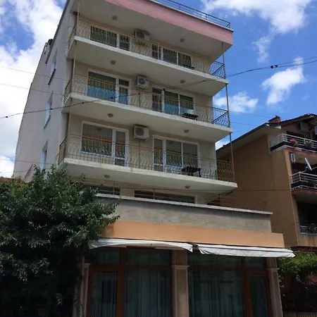 Family Dramchev Konukevi 4*